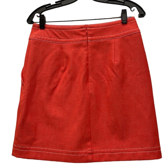 Woman’s Ann Taylor skirts size 6p - Picture 3 of 9